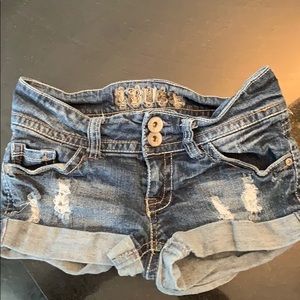 Truce distressed jean shorts 🎉3 for $12